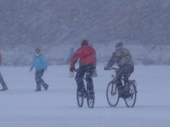 Mit dem Fahrrad übers Eis