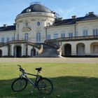 Mit dem Fahrrad zum Schloss