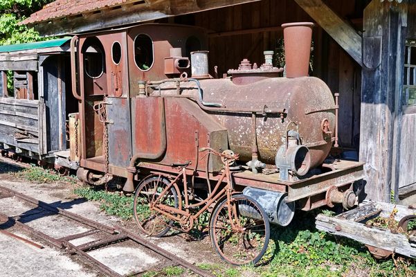 Mit dem Fahrrad zum Zug