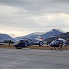 Mit dem Heli in die verschneiten Berge