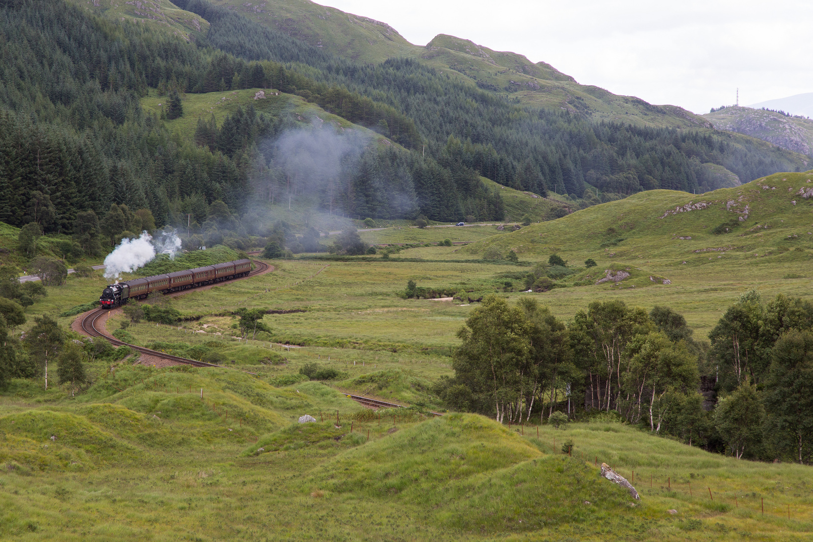 mit dem Jacobite durch die schottischen Highlands