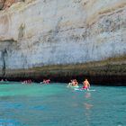 Mit dem Kayak an den Klippen (Vers01)