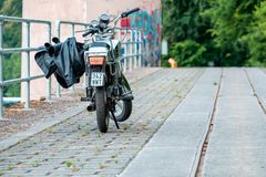 Mit dem Moped zum Angeln