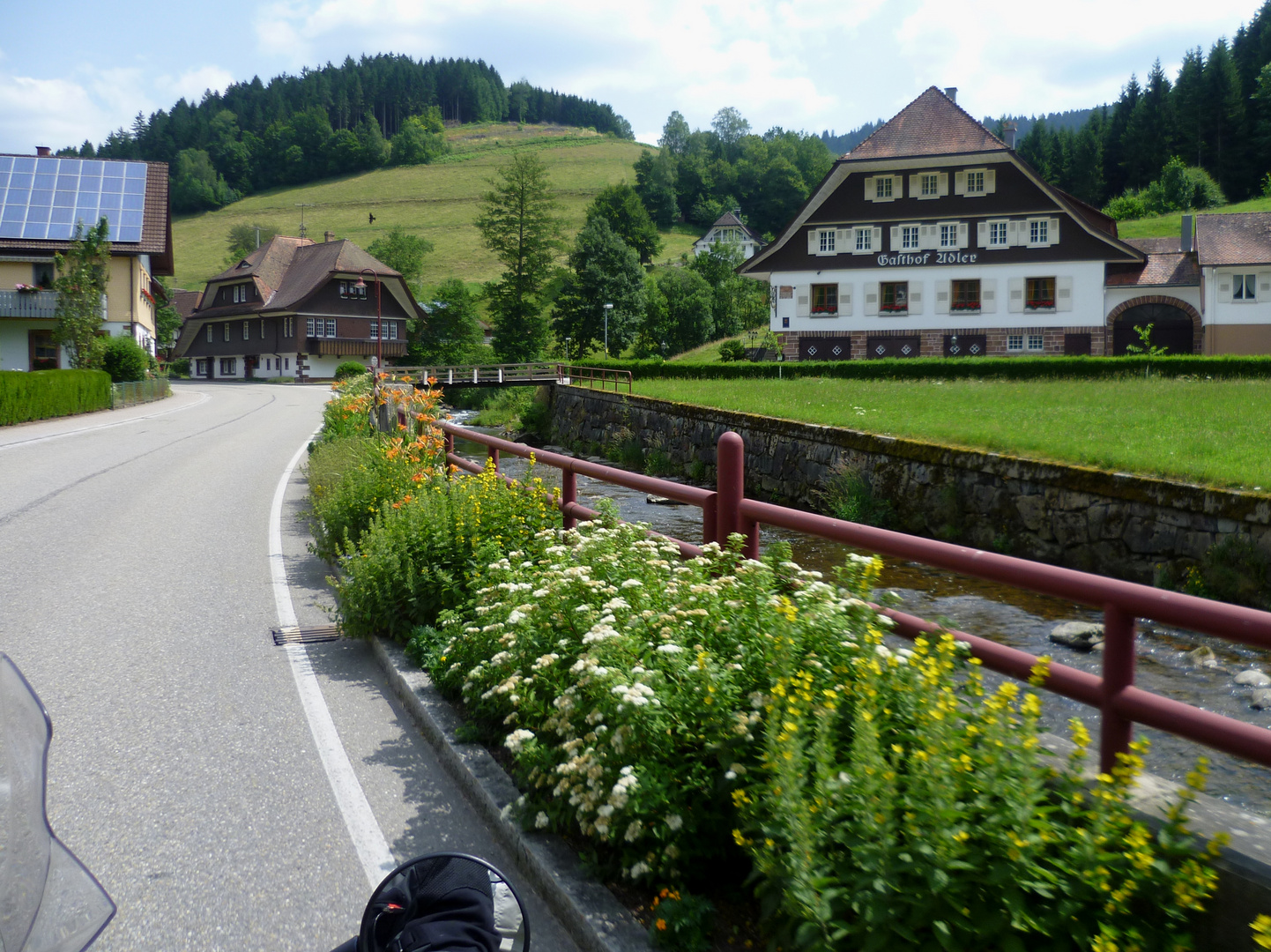 Mit dem Motorrad unterwegs im schönen Schwarzwald