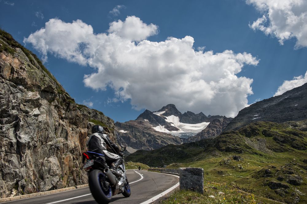 Mit dem Motorrad zum Sustenpass