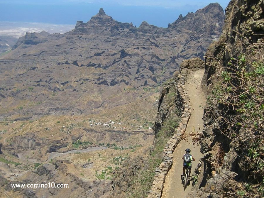 Mit dem Mountainbike auf der Insel Santo Antao auf den Kapverden