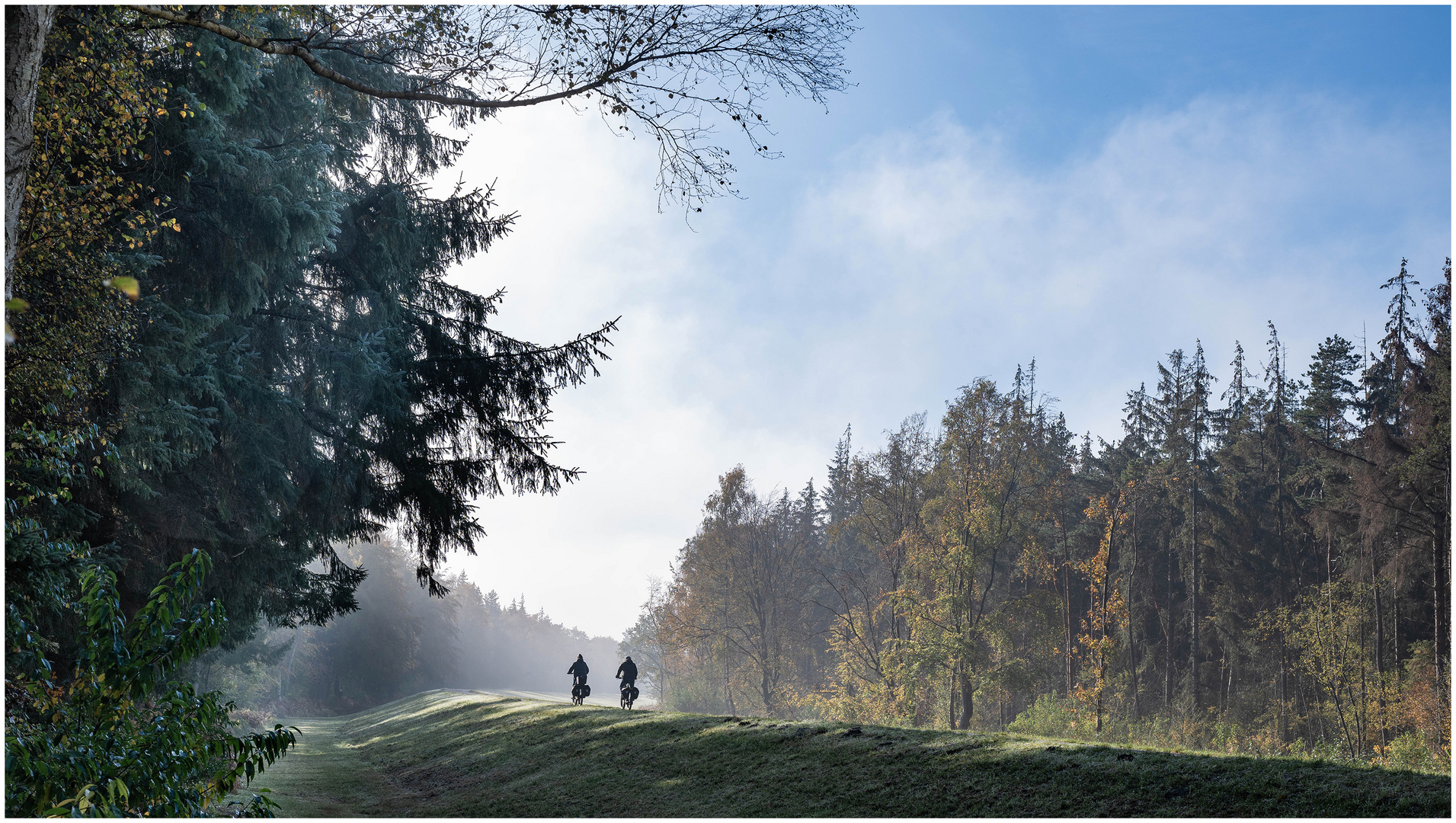 mit dem Rad durch den Nebel