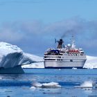 Mit dem Schiff ins antarktische Eis