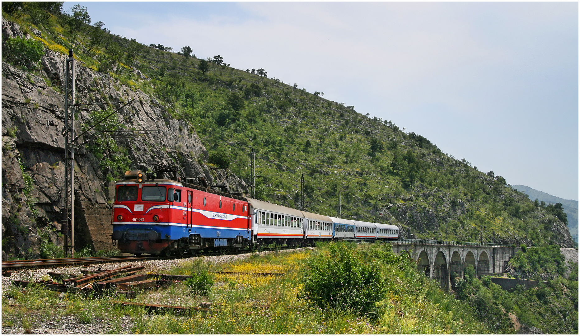 Mit dem Schnellzug durch die Berge LXXIV