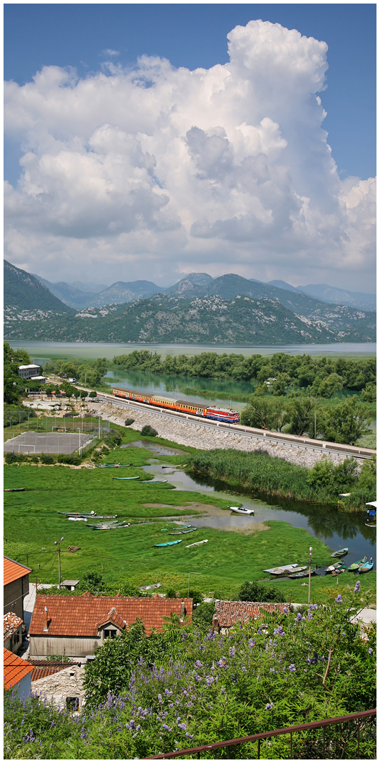 Mit dem Schnellzug durch die Berge LXXXIX