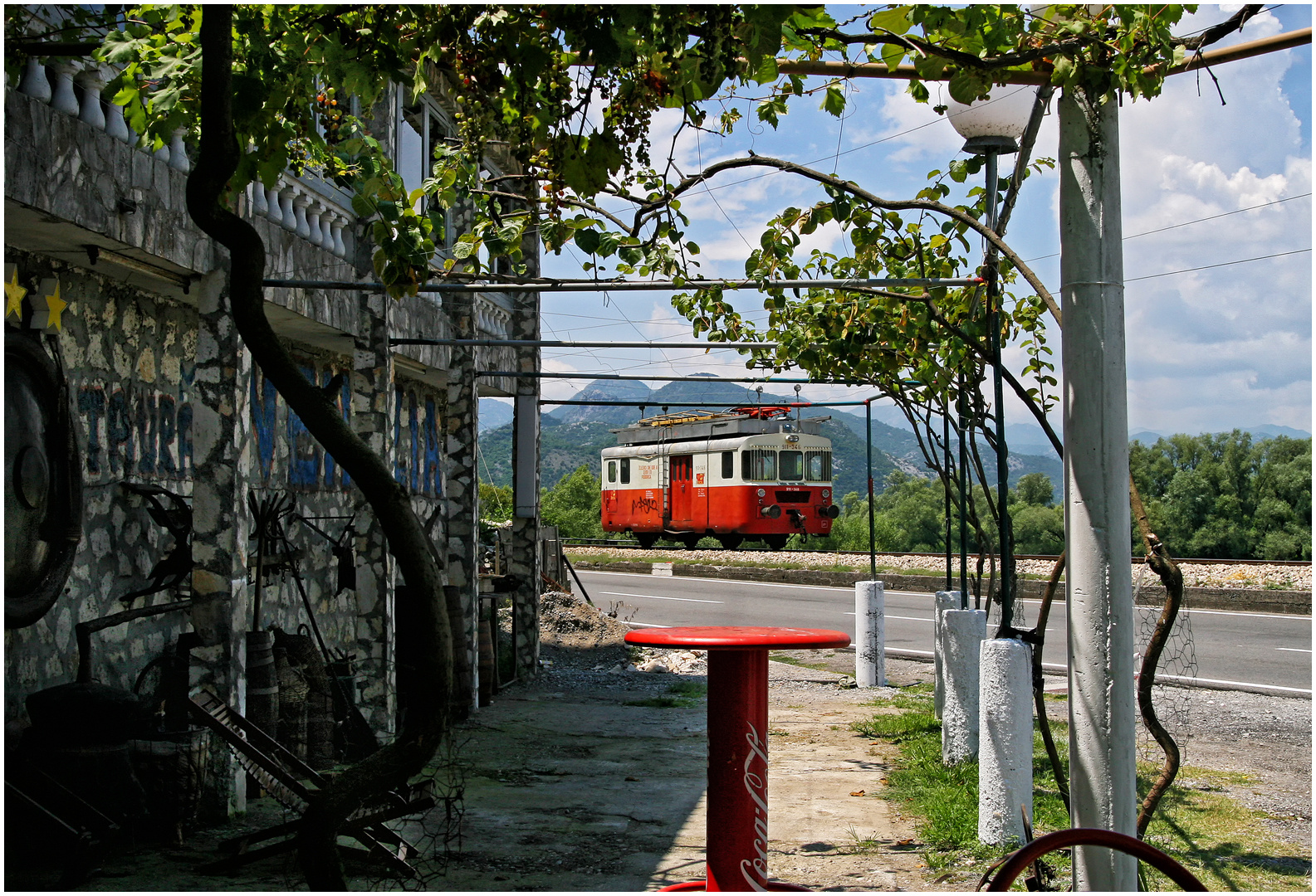 Mit dem Schnellzug durch die Berge XCVII