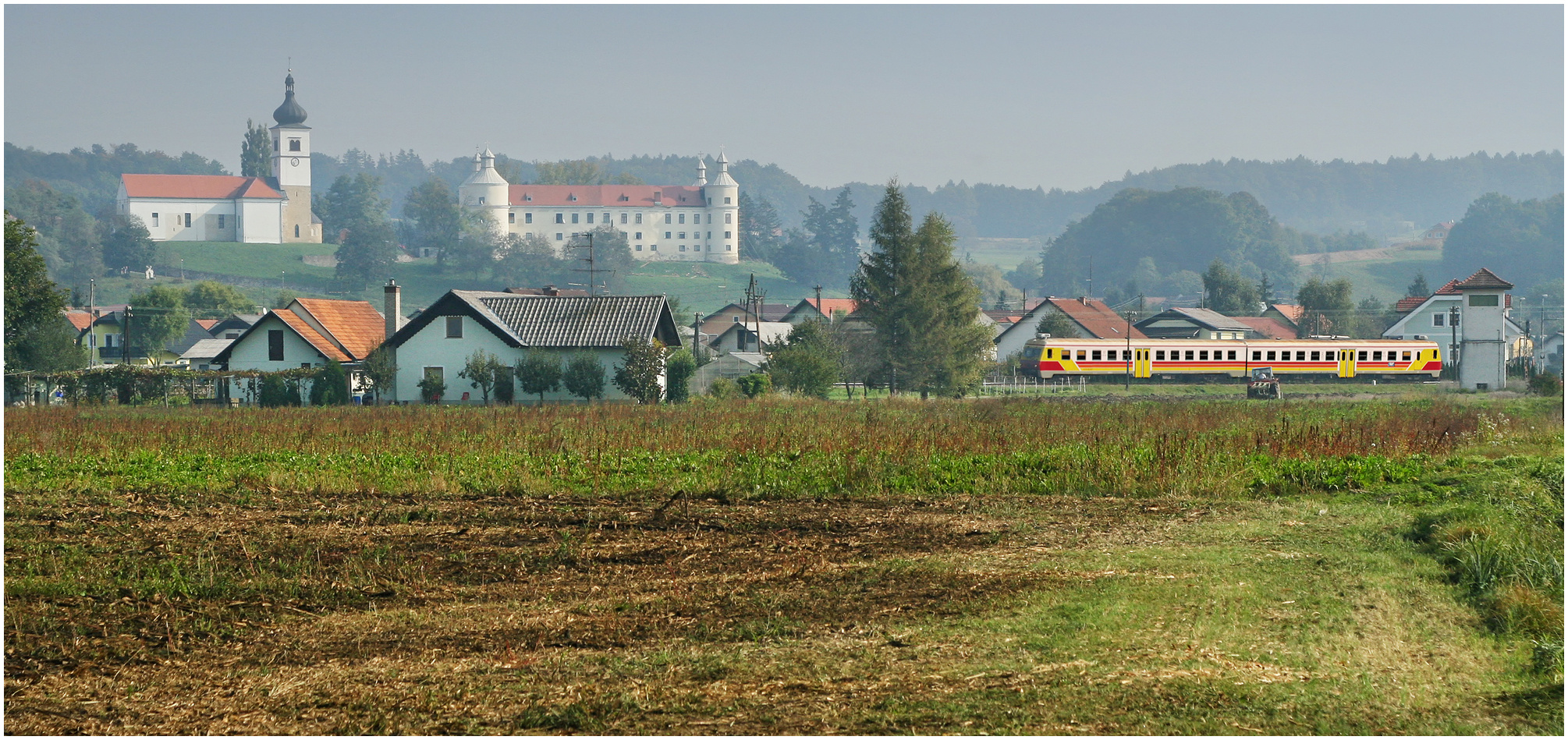 Mit dem Schnellzug durch die Hecke CCCXCV