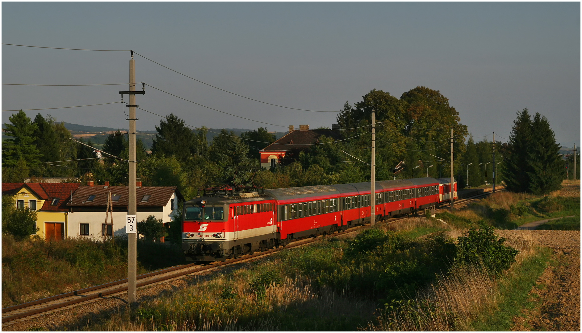 Mit dem Schnellzug durch die Hecke CCII