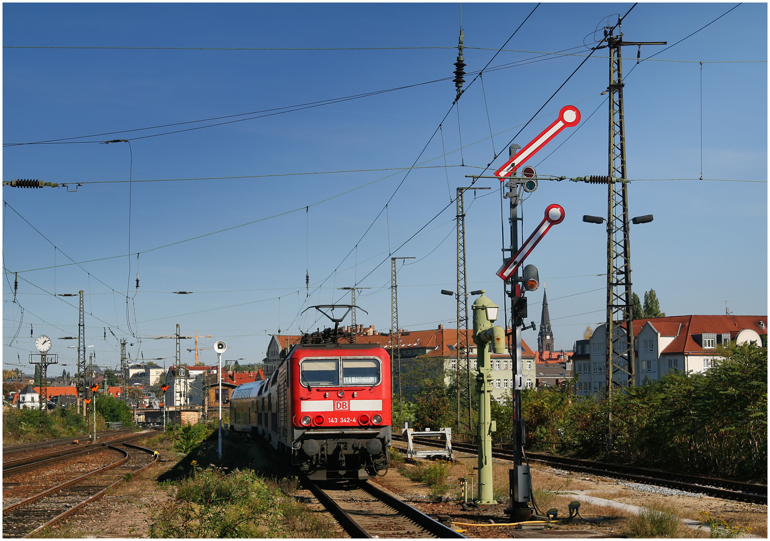 Mit dem Schnellzug durch die Hecke CLV