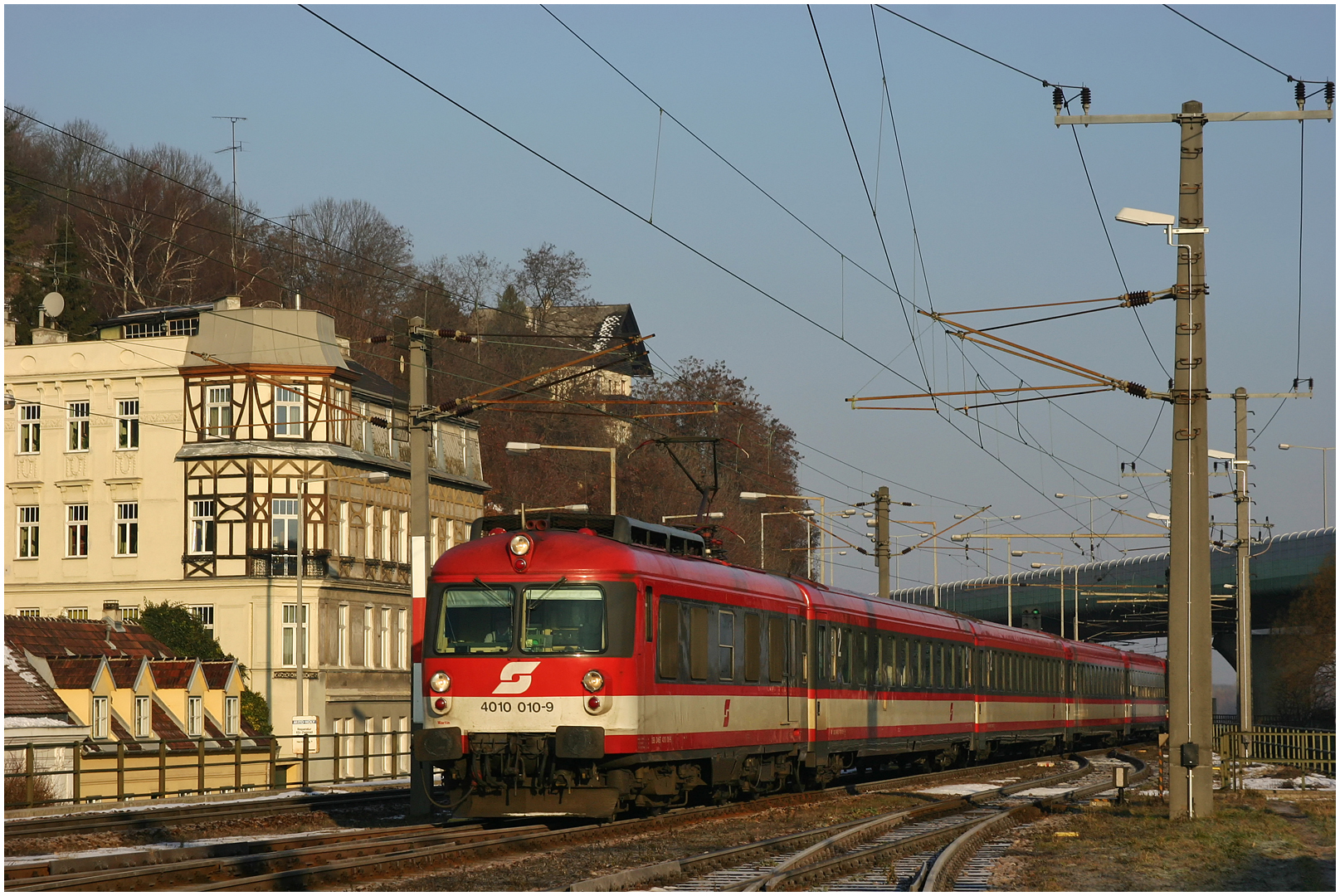 Mit dem Schnellzug durch die Hecke CXCVII