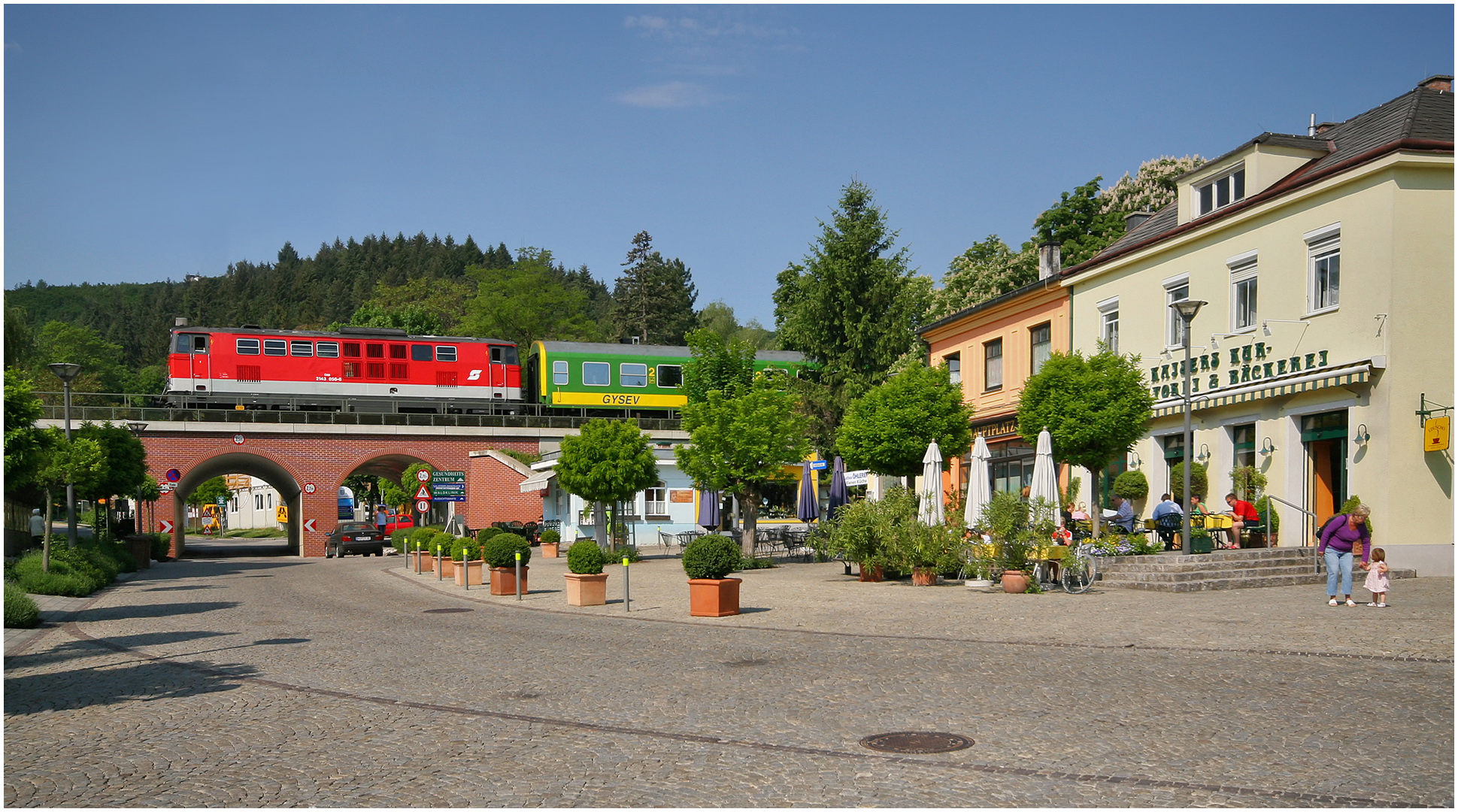 Mit dem Schnellzug durch die Hecke CXLV