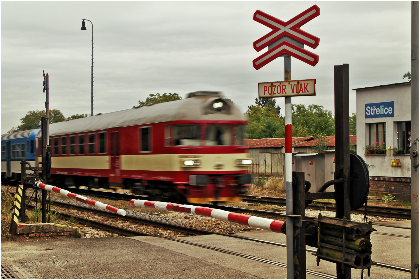 Mit dem Schnellzug durch die Hecke CXXVII