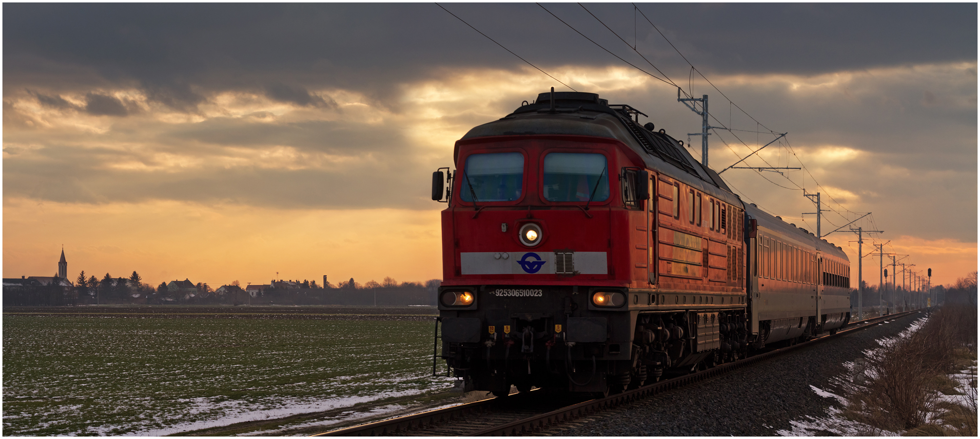 Mit dem Schnellzug durch die Hecke DCXV