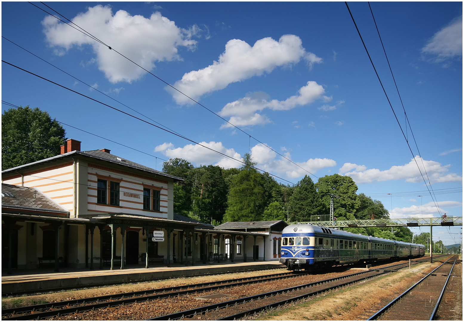 Mit dem Schnellzug durch die Hecke LXXXVIII