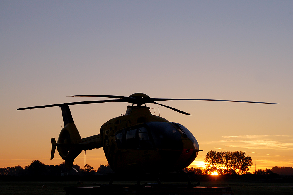 Mit dem Sonnenaufgang