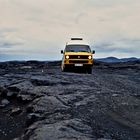 Mit dem VW-Bus in der Lava-Wüste