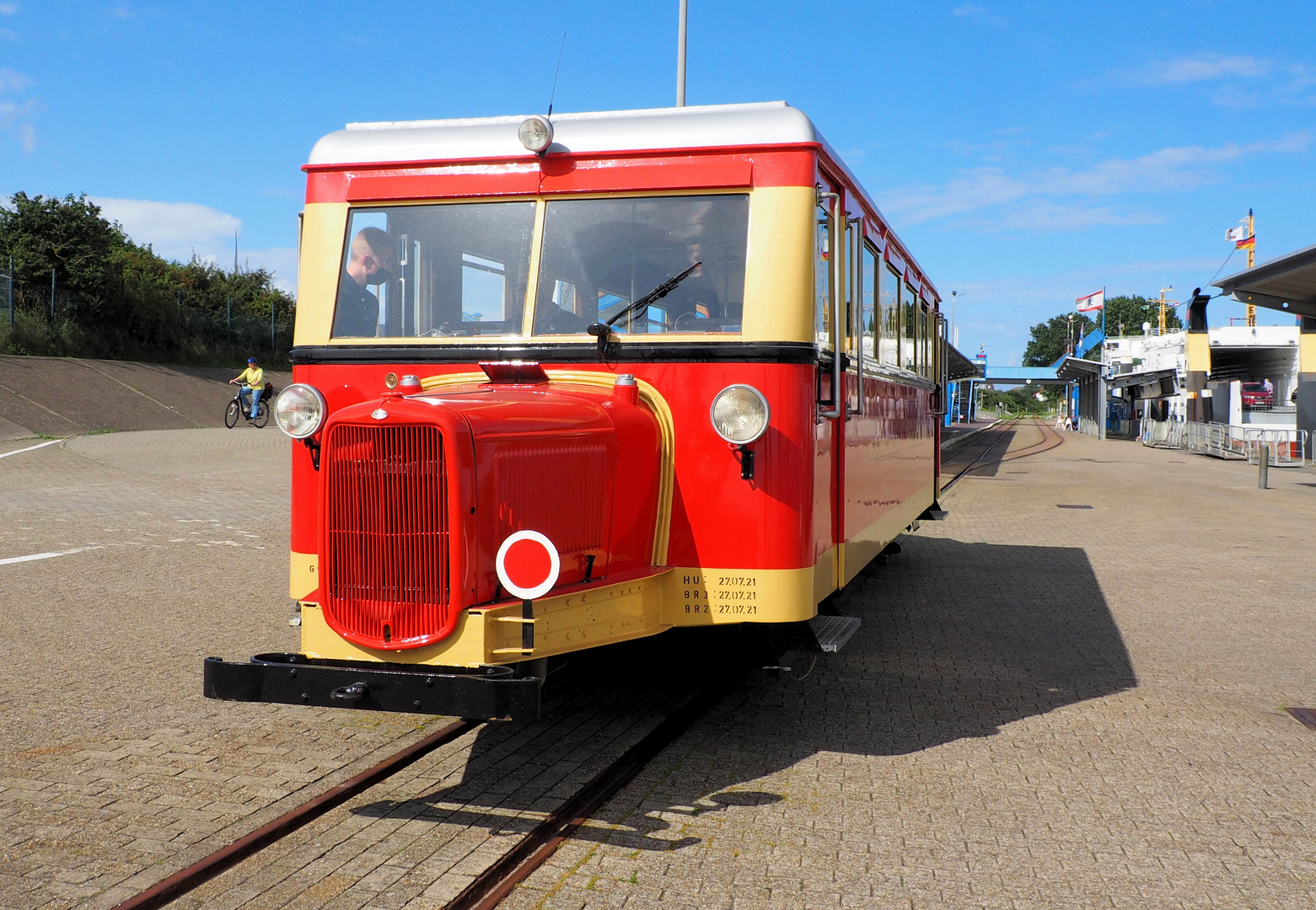 Mit dem waren wir auf Borkum zu einer Rundfahrt unterwegs …