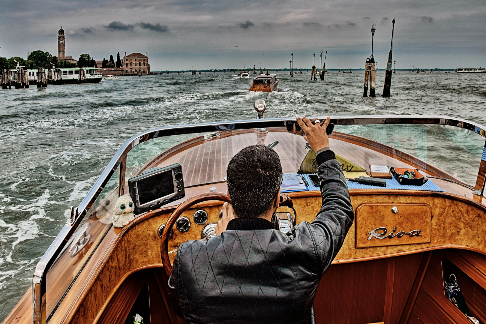 Mit dem Wassertaxi nach Murano