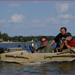 Mit den Schwimmwagen auf dem Allersee in Wolfsburg