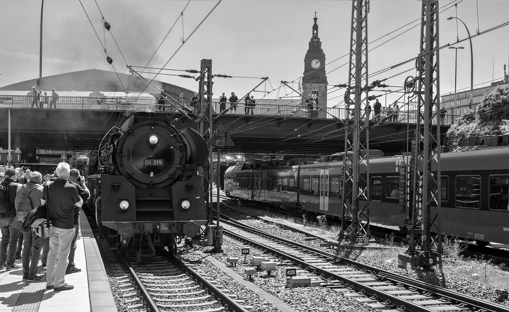 Mit der 01 Dampflok von Paderborn nach Hamburg