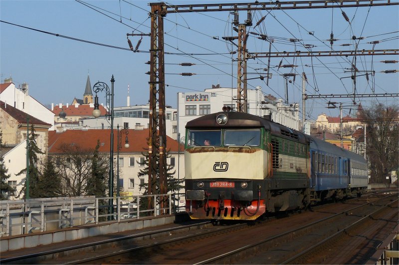 Mit der Bardotka durchs Prager Stadtzentrum