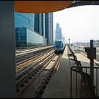 mit der "Dubai Metro" ab in die City