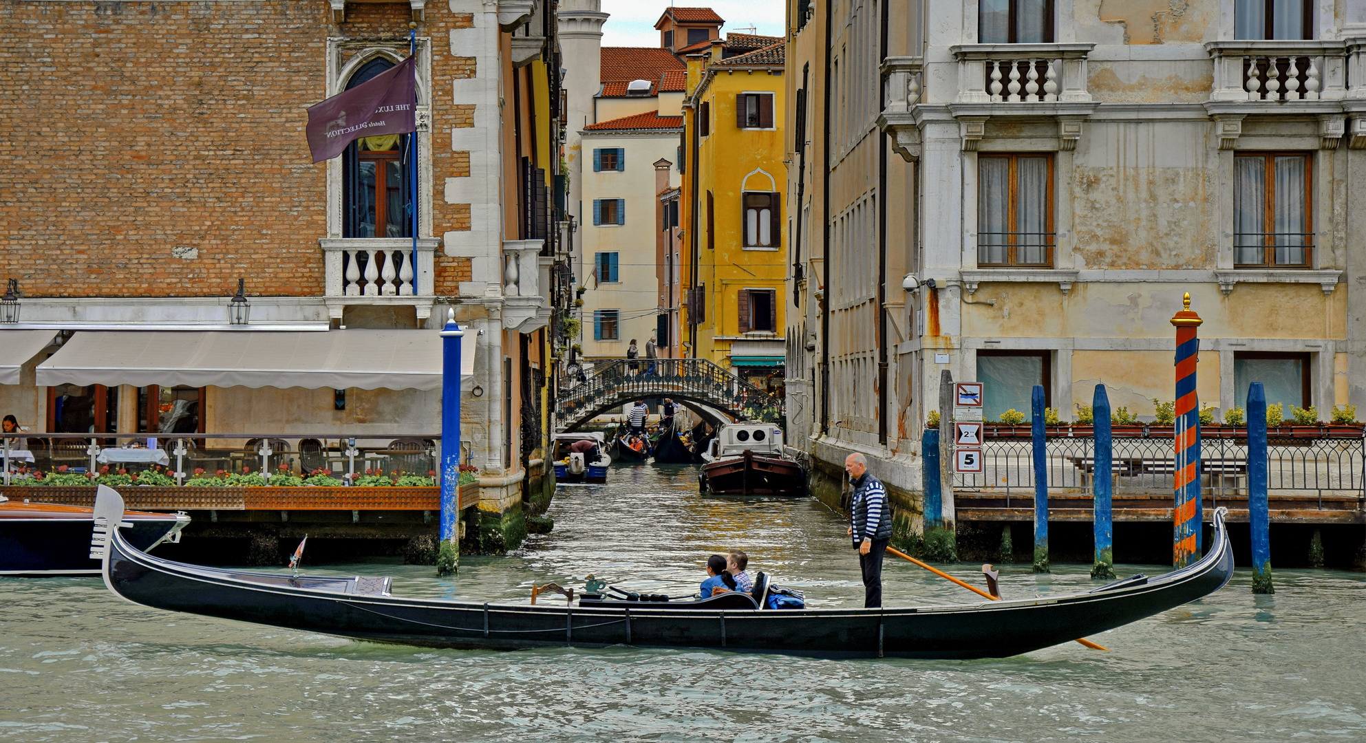 Mit der Gondel durch Venedig