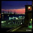 Mit der Hasselblad an der Elbe-Landungsbrücke