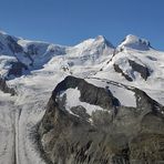 Mit der klassischen Sicht vom Gornergrat hoch über dem Walliser Zermatt...