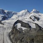 Mit der klassischen Sicht vom Gornergrat hoch über dem Walliser Zermatt...