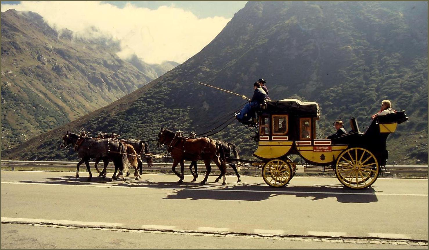 mit der Postkutsche über den Gotthard