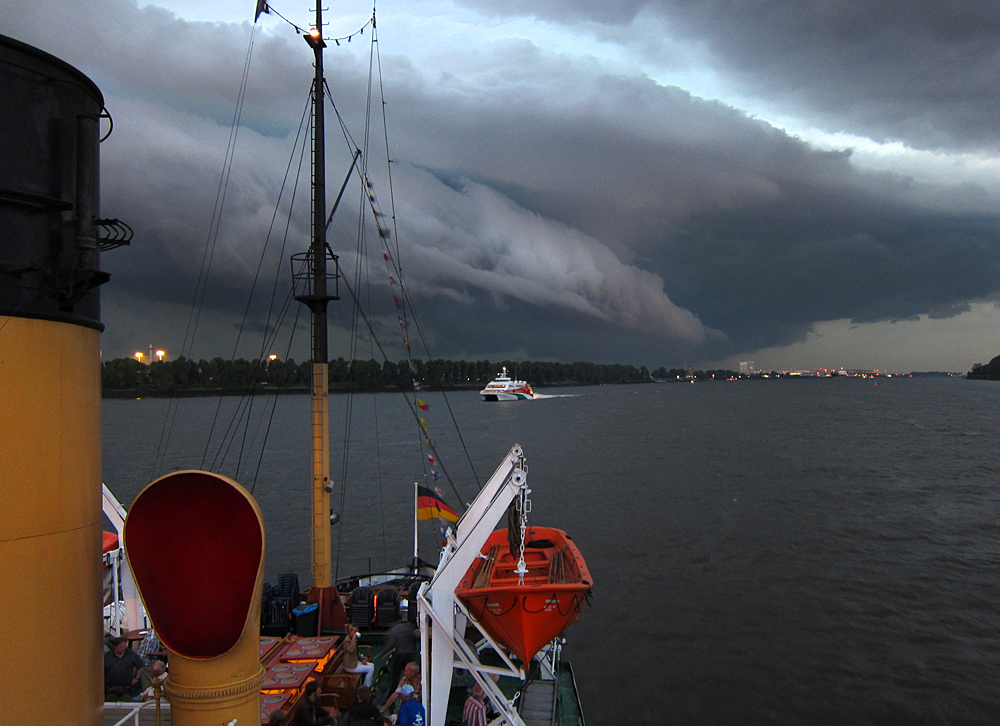 Mit der Stettin auf der Elbe