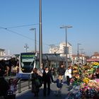 Mit der Straßenbahn zum Markt