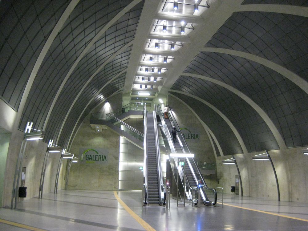 MIt der U-Bahn am Heumarkt