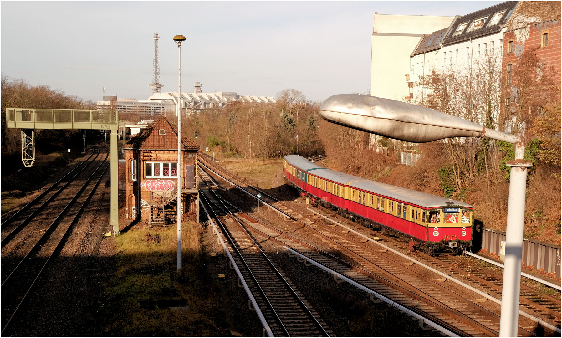 Mit der Weihnachts-S-Bahn „umme Ecke“ -2-