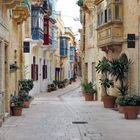 Mit Durchblick: Gasse im Stadtteil Vittoriosa von Valletta (Malta)