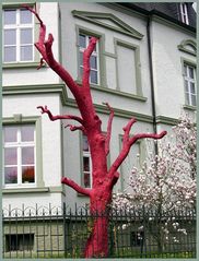 Mit etwas Farbe wird ein Baum ......(reload)