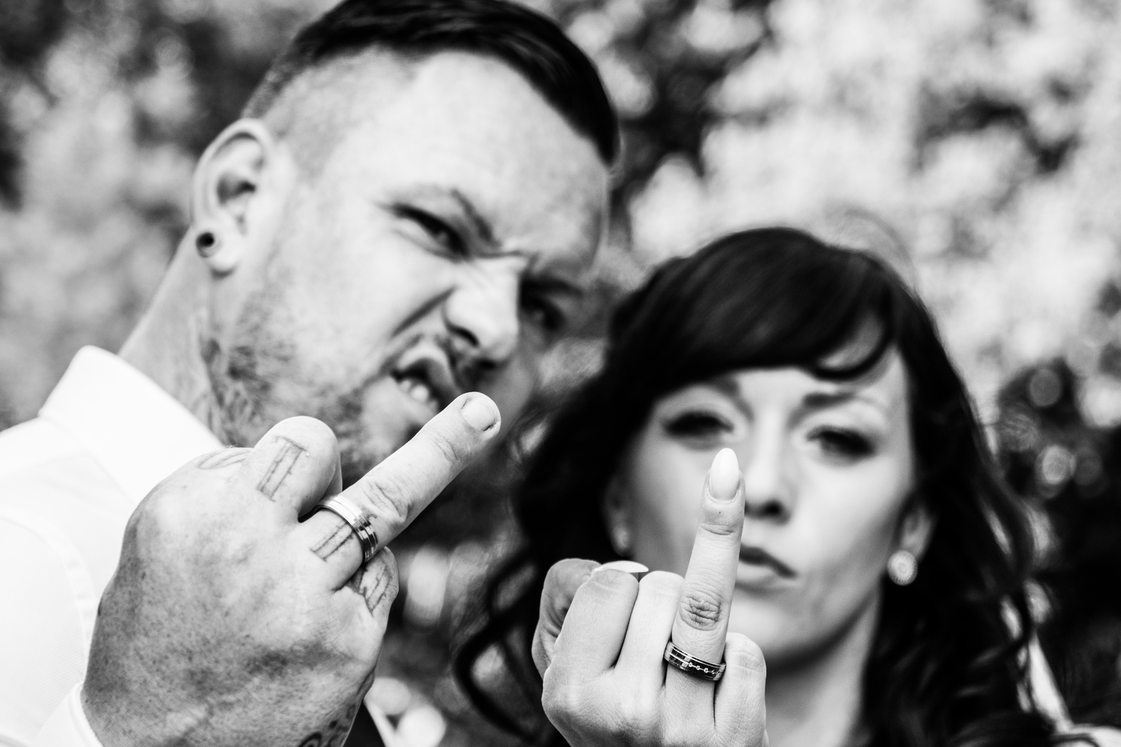 mit freundlichen Grüßen... Foto & Bild hochzeit, portrait, brautpaar Bilder auf mit freundlichen Grüßen... Foto & Bild hochzeit, portrait, brautpaar Bilder auf