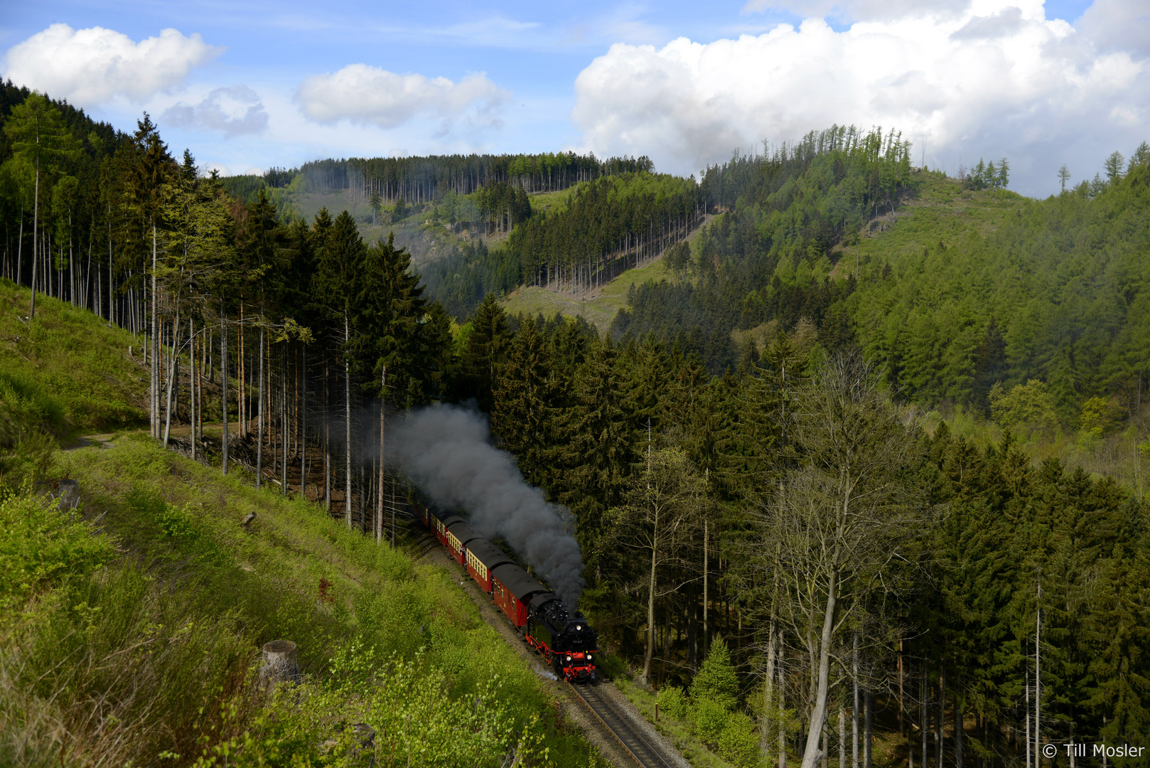 Mit Getöse auf zum Brocken