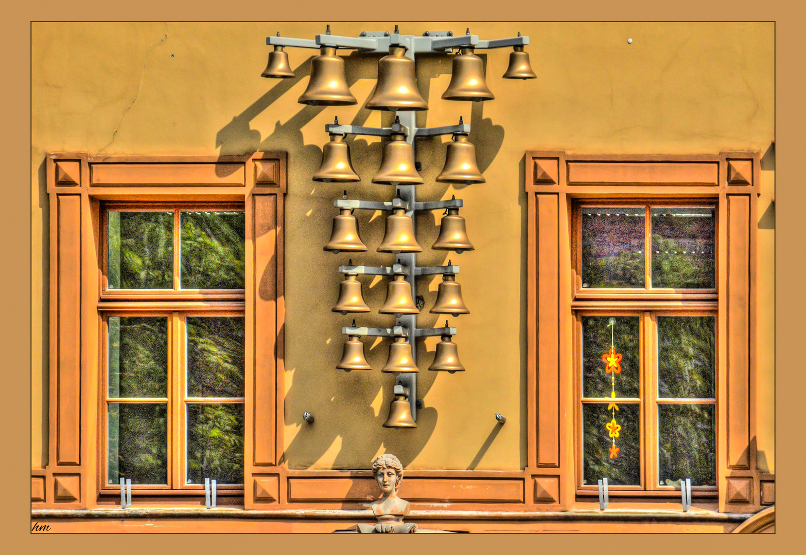 mit Glockenspiel