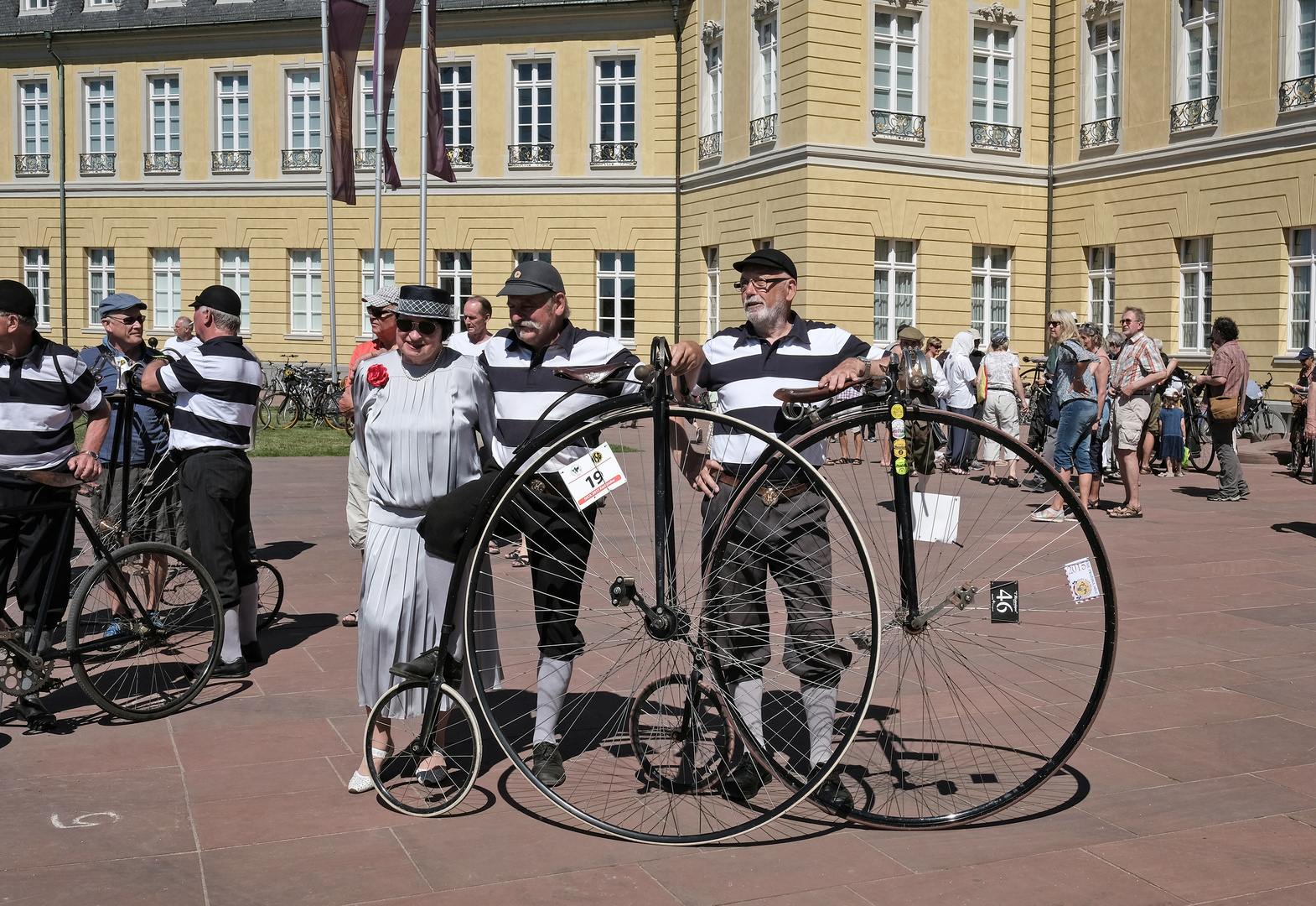 Mit ihren wunderbaren Fahrrädern