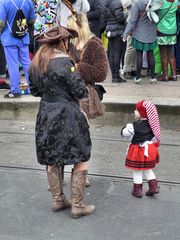 Mit Mama im Karneval