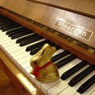 .... mit Musik geht alles besser ....  FROHE  OSTERN !