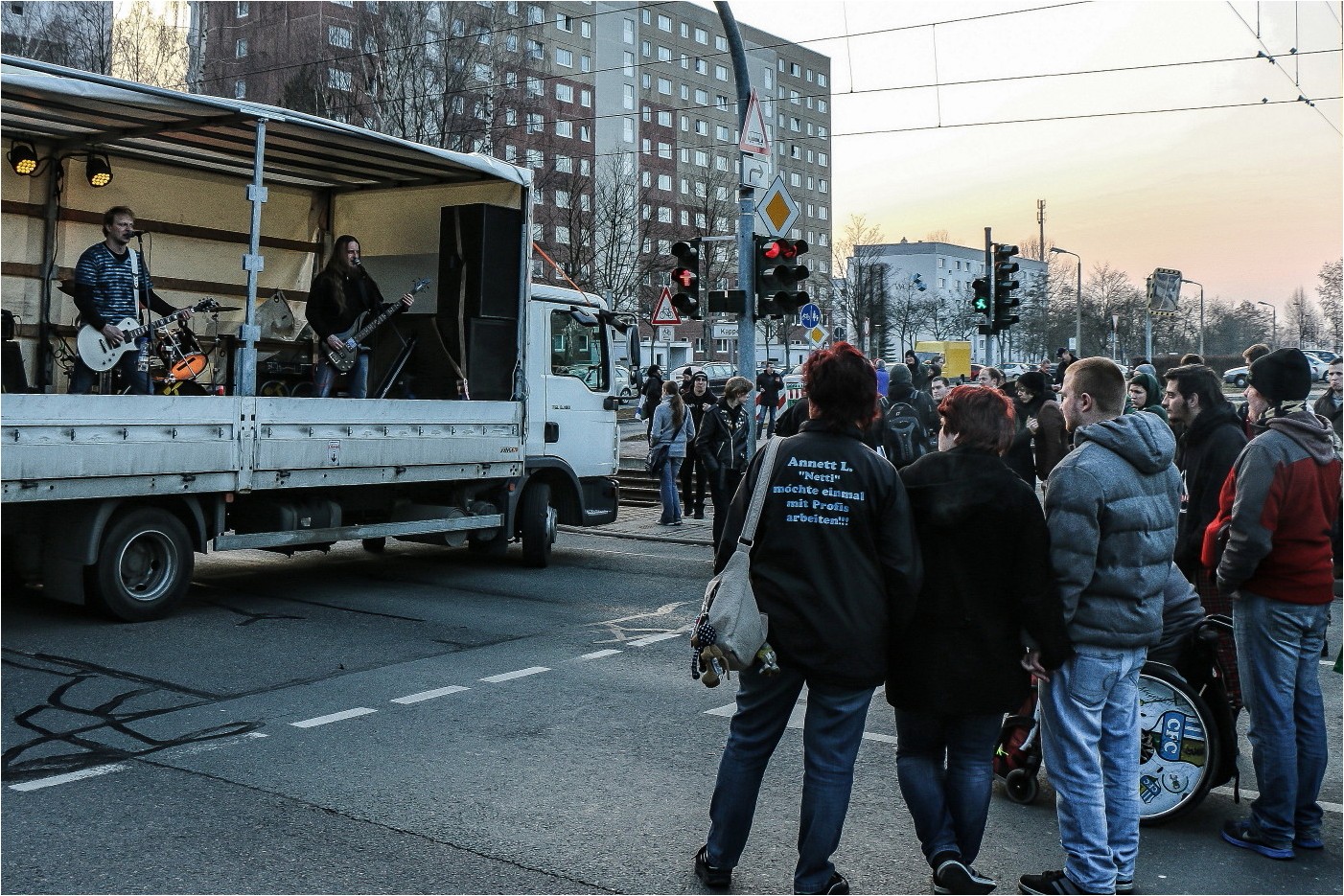 Mit Punk gegen Nazis