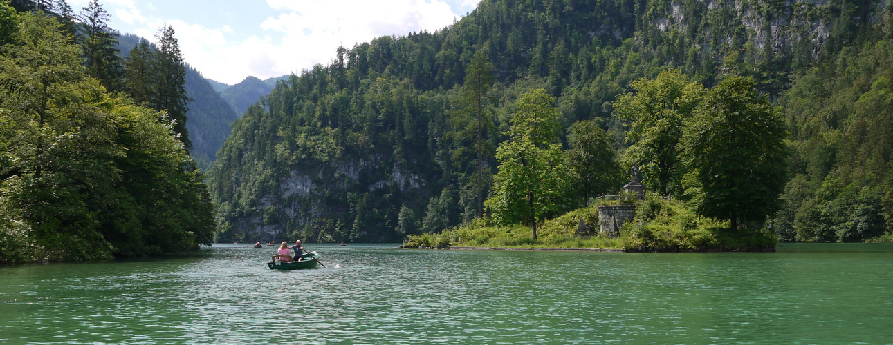 Mit Ruderboot auf dem Königssee